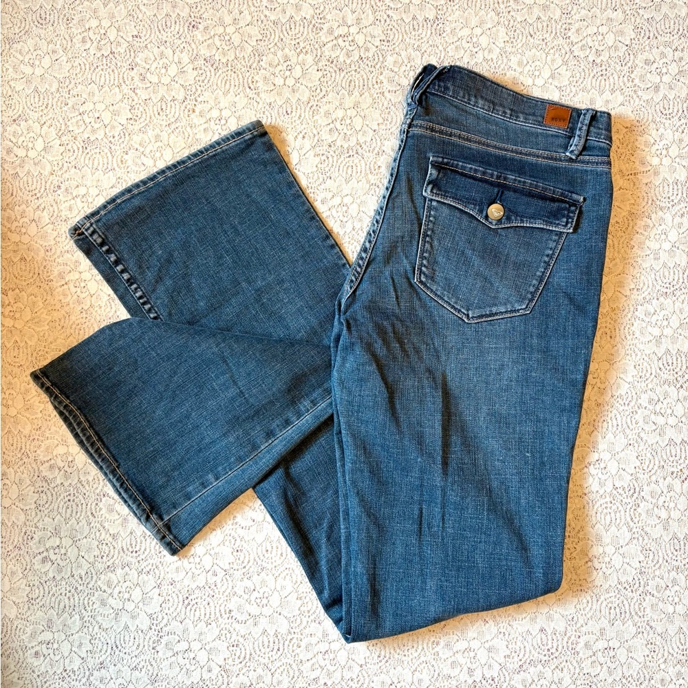 EUC 11 / 30 Vintage Y2K Iconic Trending Roxy Jeans